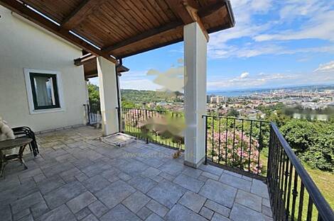 Копер, дом: 18