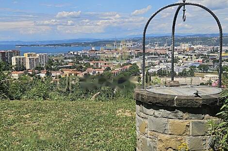 Копер, дом: 25