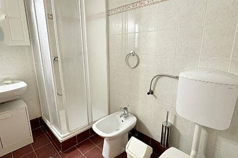 Жилище в Помяне: 15