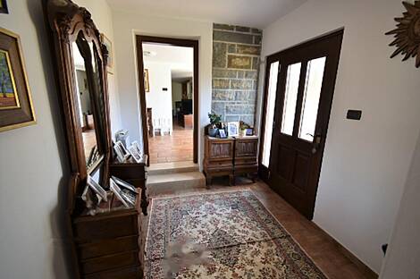 Дом Пуче с двумя этажами, расположенный в Долине Драгонье: 16