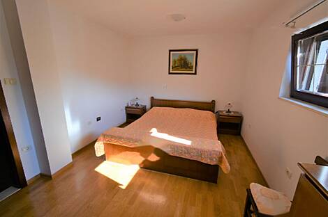 Дом Пуче с двумя этажами, расположенный в Долине Драгонье: 18