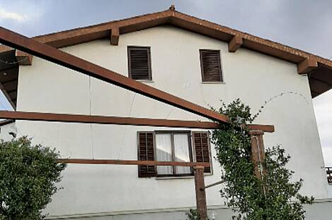 Здание, Лужайка: 7