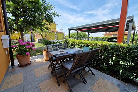 Здание, Сеча: 13