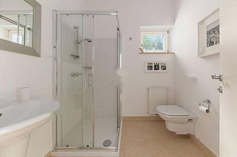 Здание, Малиа: 24