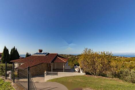 Здание, Малиа: 27