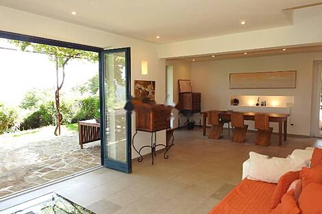 Коштобоновский дом Копер: 16