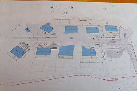 Земельный участок, расположенный в Беснице, с живописным видом и в тихом месте.: 1