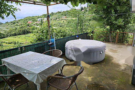 Дом Коломбан с террасой: 8