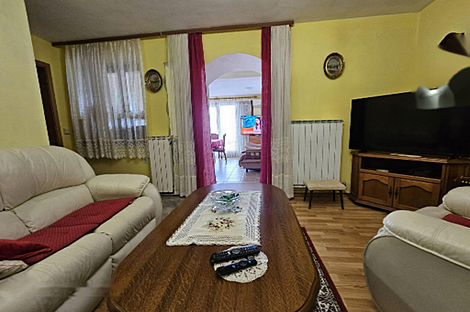 Дом Коломбан с террасой: 14