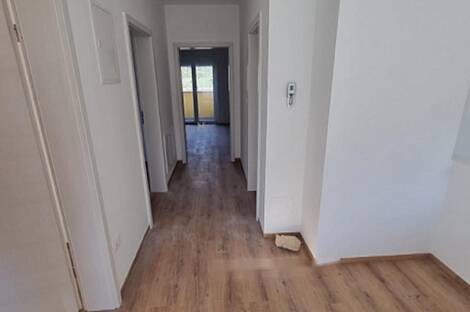 Дом с двумя этажами в Нижних Шкофие.: 12