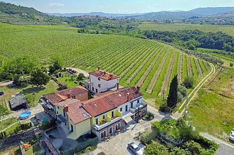 Нижние Шкофие, дом.: 1