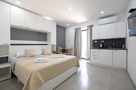 Нижние Шкофие, дом.: 6