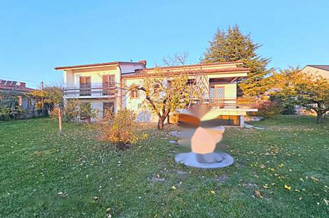 Дом в центре города Сежана: 8