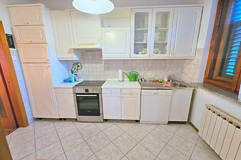 Дом в центре города Сежана: 21