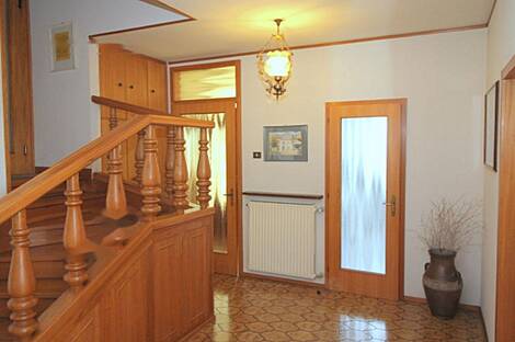 Дом в центре города Сежана: 22