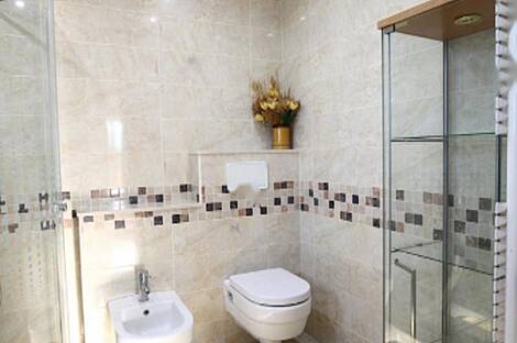 Дом, Сеча: 18