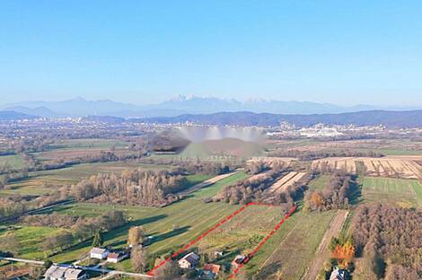 Земельный участок на Руднике предназначен для застройки, территория ровная.: 6