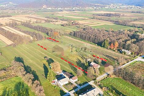 Земельный участок на Руднике предназначен для застройки, территория ровная.: 11