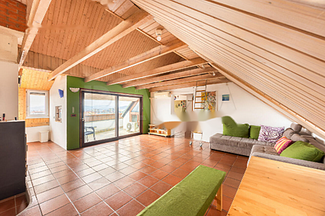 Квартира с пятью комнатами в центральной части города.: 3