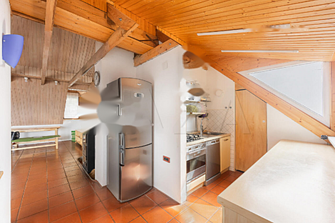 Квартира с пятью комнатами в центральной части города.: 4