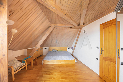 Квартира с пятью комнатами в центральной части города.: 6