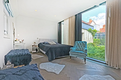 Квартира в центре, более 5 комнат.: 9