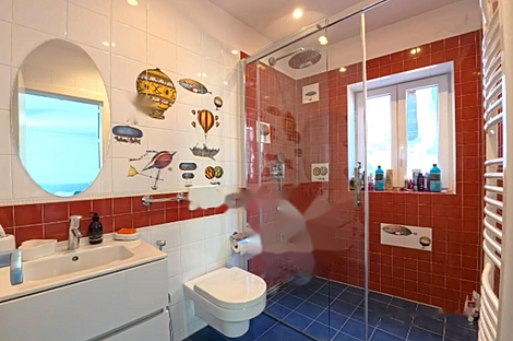 Квартира в центре, более 5 комнат.: 17