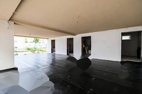 Квартира с тремя комнатами В поле: 4