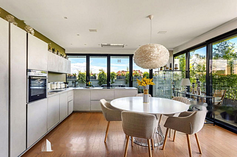 Четырехкомнатная квартира Вич: 2