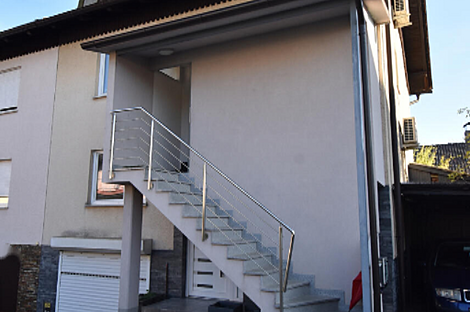 Квартира в Надгорице с четырьмя комнатами.: 1