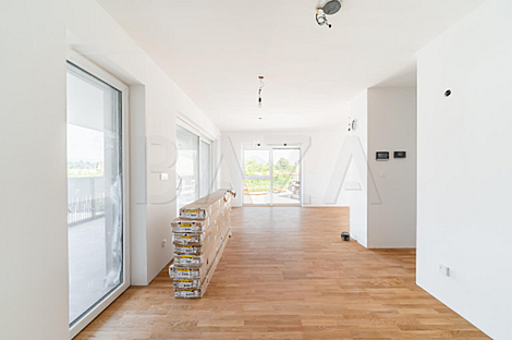 Четырехкомнатная квартира в Новой Ежице.: 10