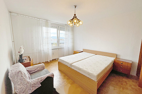 Квартира на одну комнату в Вич.: 2