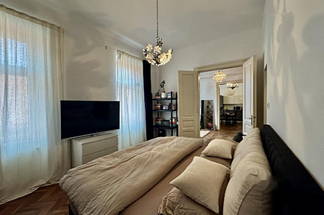 Центральная квартира с 3.5 комнатами: 1