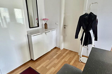 В Трново квартира с четырьмя комнатами: 5