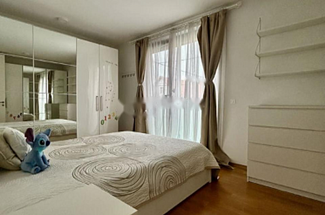 В Трново квартира с четырьмя комнатами: 10