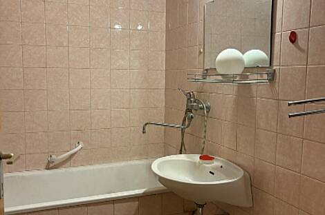 Квартира с четырьмя комнатами: 17