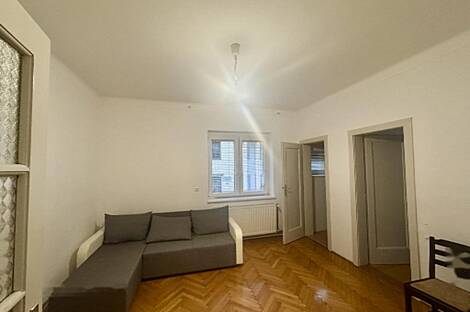 Квартира в Бежиграде с тремя комнатами: 1