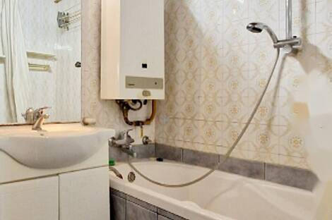 Квартира с тремя комнатами, Шишка: 18