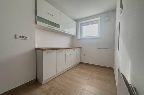 Трехкомнатная квартира в районе Бежиградский двор: 1