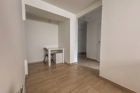 Трехкомнатная квартира в районе Бежиградский двор: 3