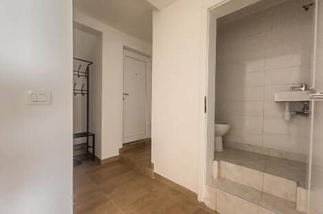 Трехкомнатная квартира в районе Бежиградский двор: 4