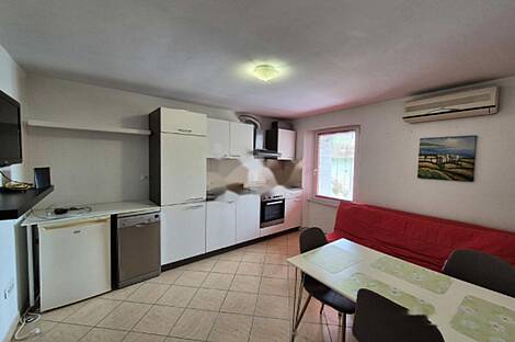 Квартира с двумя комнатами в Изола: 3