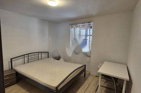 Квартира с двумя комнатами в Изола: 4