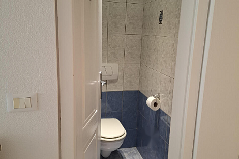 Квартира с четырьмя комнатами в районе Деканы.: 2