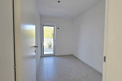 Трёхкомнатная квартира: 10