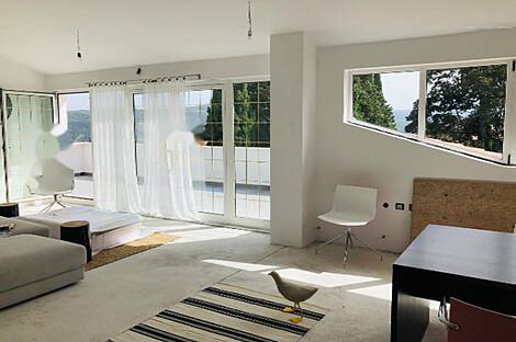 Квартира с более чем 5 комнатами в Пиране: 1