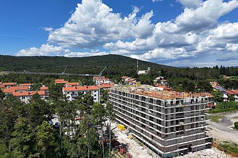 Квартира с тремя комнатами в Козине: 1