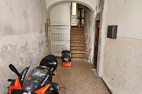 Квартира с 4-5 комнатами расположена в Копере.: 10