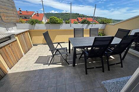 Квартира с четырьмя комнатами в Лучии: 1