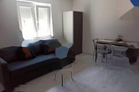 Квартира с четырьмя комнатами в центральной части Копра: 1